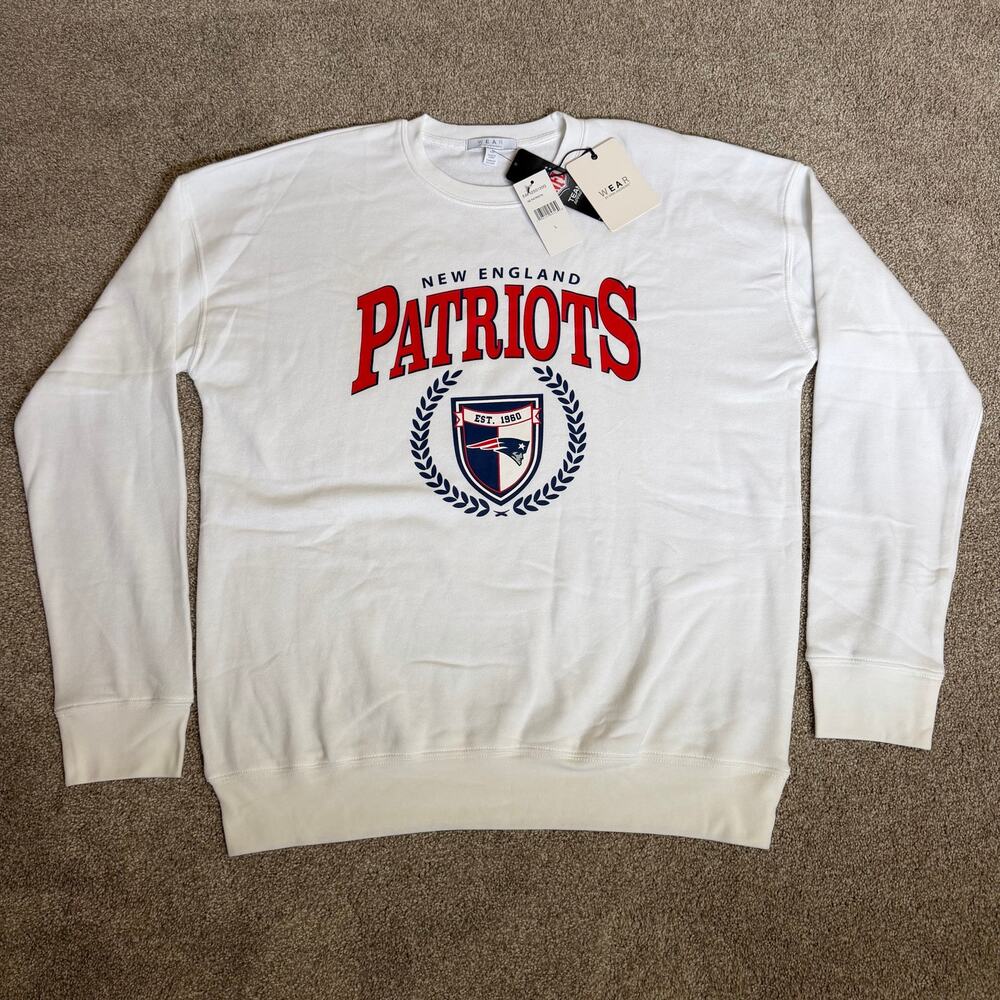 New England Patriots Sweatshirt WEAR by Erin Andrews White NFL NWT Women’s Large
